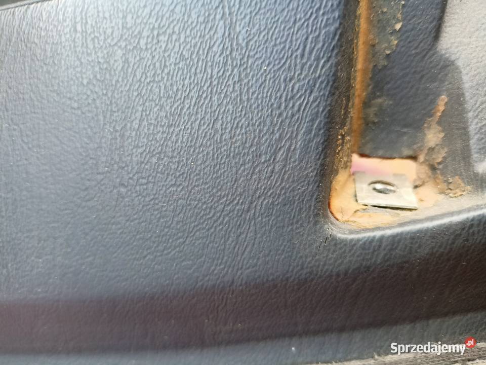 Mercedes W124 deska rozdzielcza bez drewna Skarżysko-Kamienna