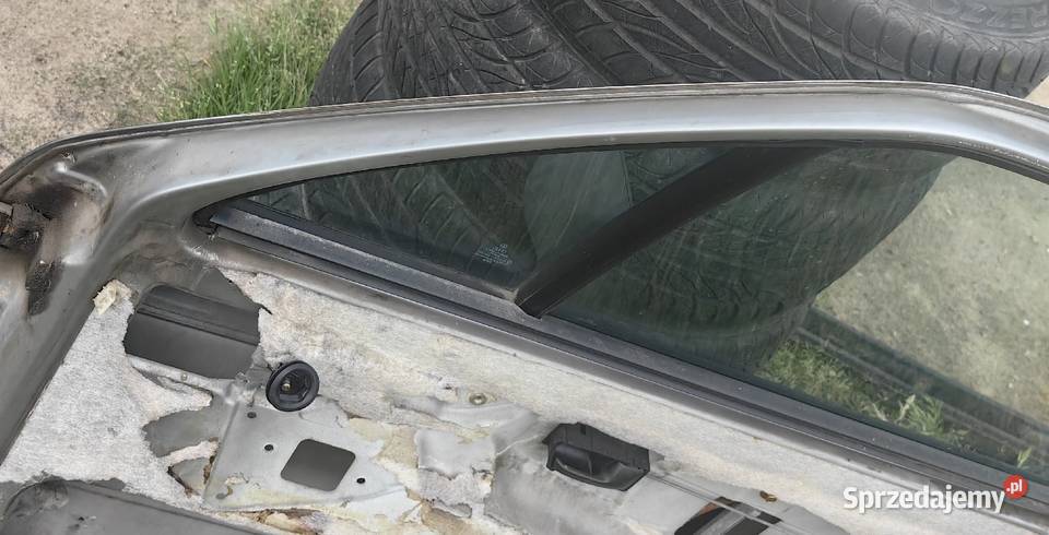 Prawe drzwi Golf II MK2 3 drzwi osobowe łódzkie Inczew