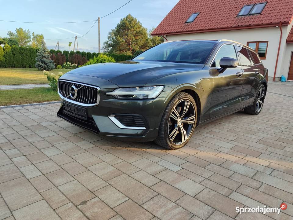 volvo v60 T6 recharge 2021 INSCRIPTION Rok produkcji 2021