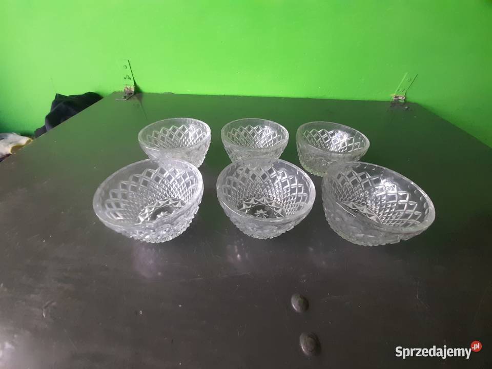 Salaterki 6 szklo PRL Oleśnica