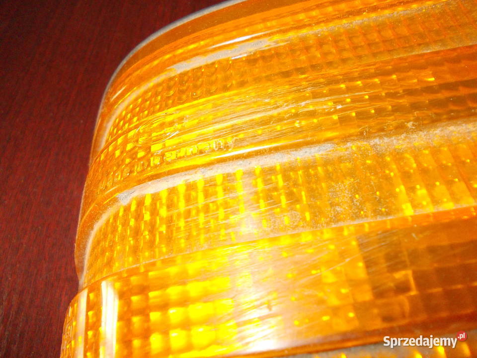 Mercedes kaczka kierunkowskaz lewy hella1510 Stalowa Wola