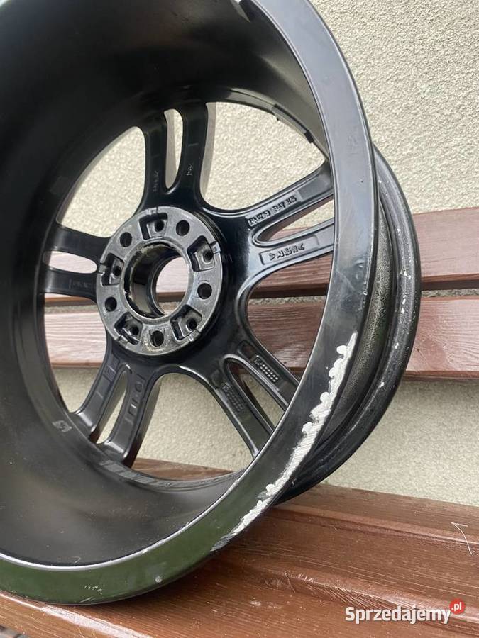 BMW F20 F21 F22 F23 8x18 ET45 felga aluminiowa Lubochnia