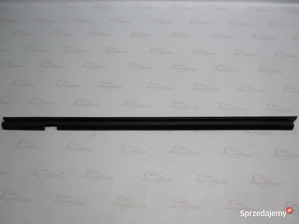 DACIA SANDERO II LIFT 20r listwa zgarniająca