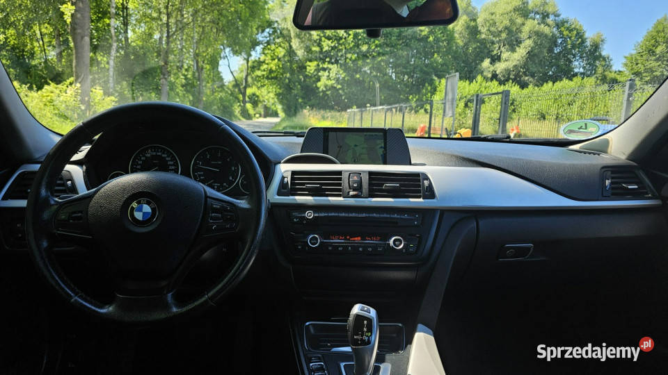 BMW 330 BMW 330D xDrive ładny stan 4x4 sedan F30 klimatyzacja śląskie Chełm Śląski