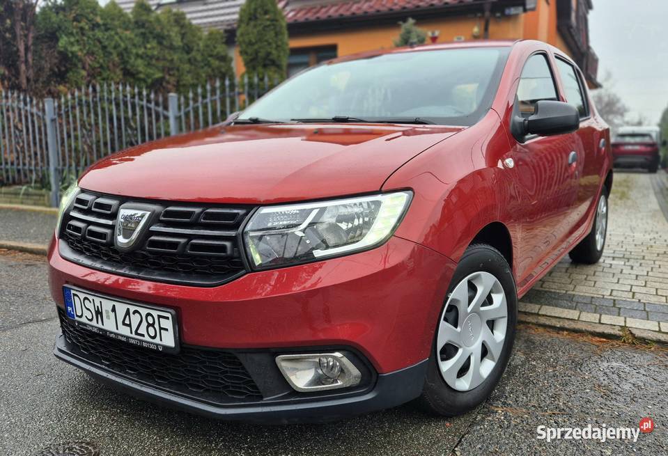 Zadbana Dacia Sandero Lift Led Serwisowana elektryczne szyby sprzedam