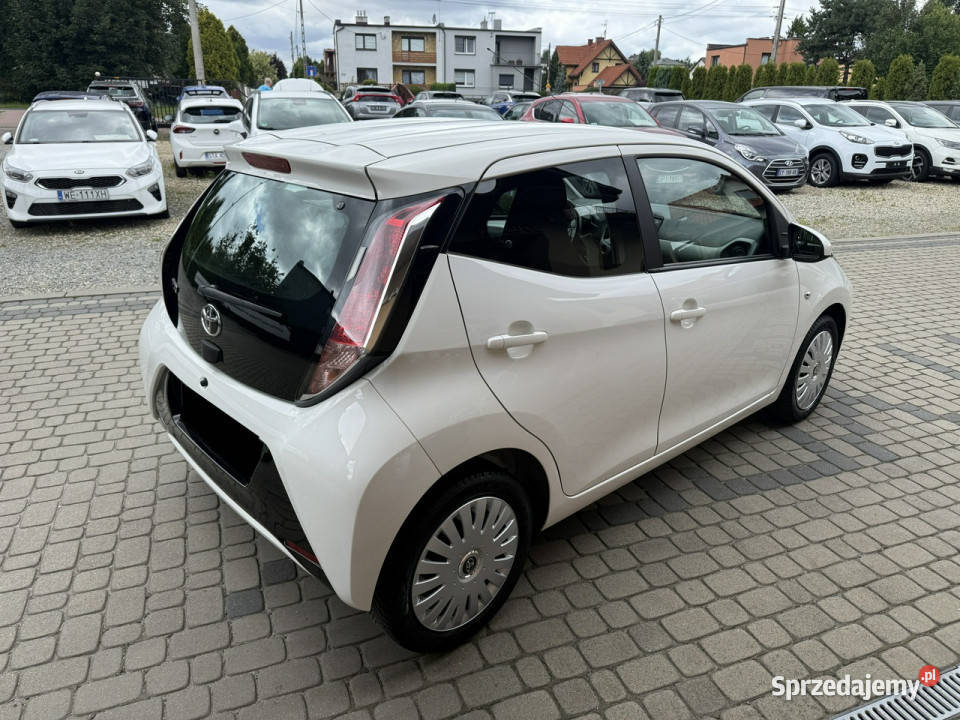 Toyota Aygo 10 69 Klimatyzacja Kamera Navi II Hatchback Orzech