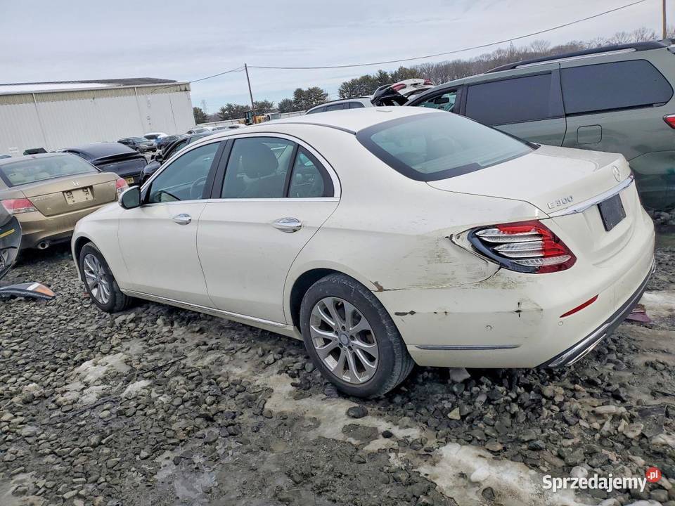 2016 MERCEDESBENZ E 300 4MATIC Częstochowa
