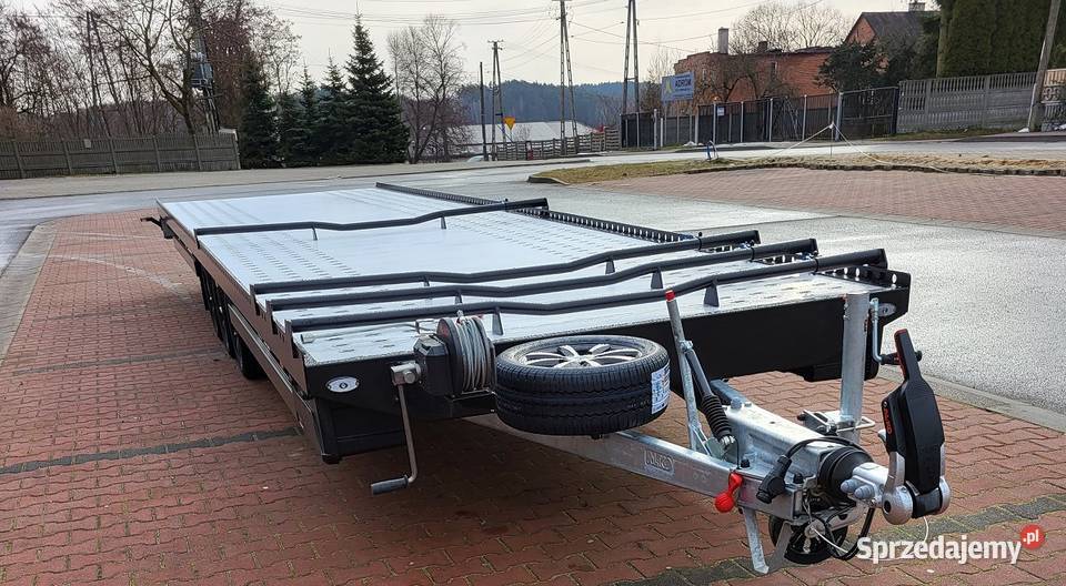 Laweta na 2 auta 85 m x 21 m łódzkie Tomaszów Mazowiecki