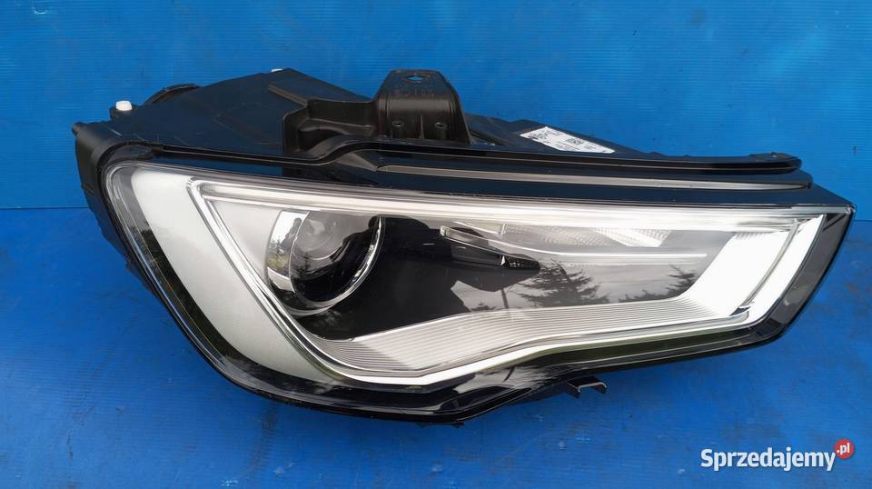 Reflektor Przód strona prawa Audi A3 S3 8V Nowy Tomyśl