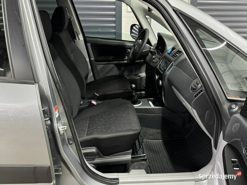Suzuki SX4 4x4 98tyśkm full stan perfekcyjny VAT marża Chechło
