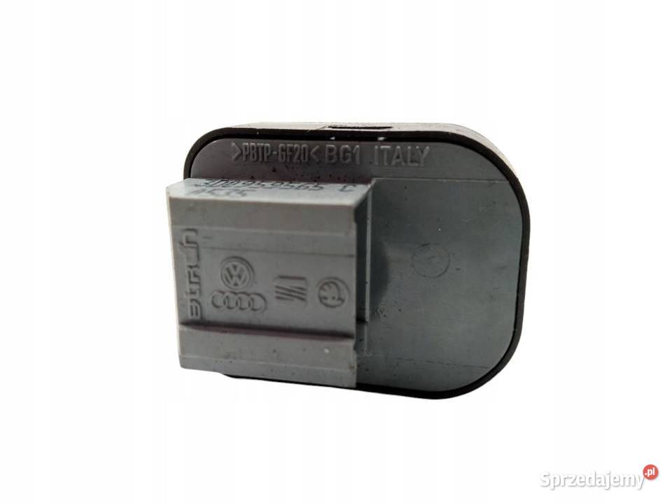 PRZEŁĄCZNIK LUSTEREK ORG EU 3D0959565C Rok produkcji 2005