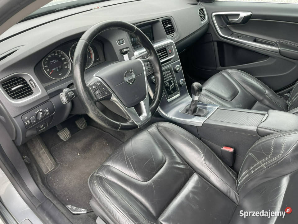Volvo V60 16 D2 115 2012 skóry climatronic hak komputer pokładowy dolnośląskie Wrocław