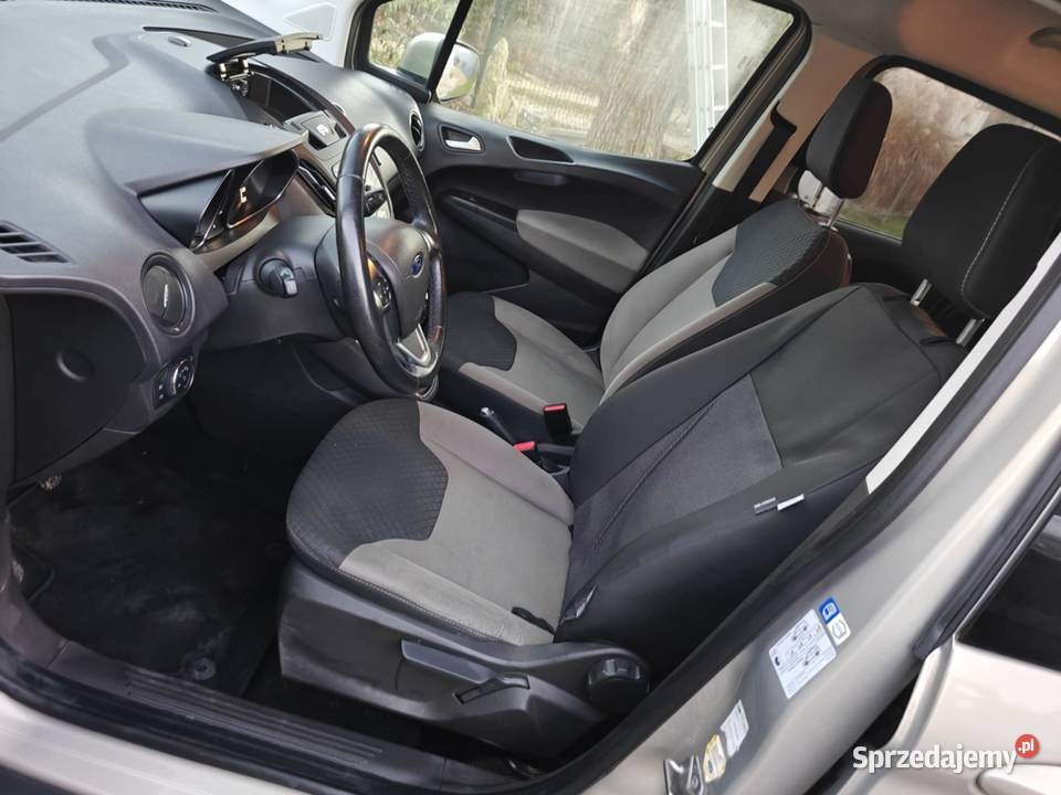 Ford Tourneo Courier 10 EcoBoost Titanium Jędrzejów sprzedam