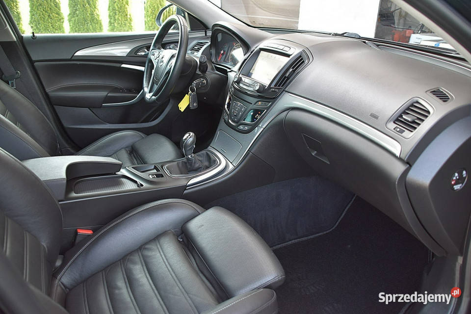 Opel Insignia 16T 170 Cosmo Virtual Skóra Navi Insignia Nowe Kucice sprzedam