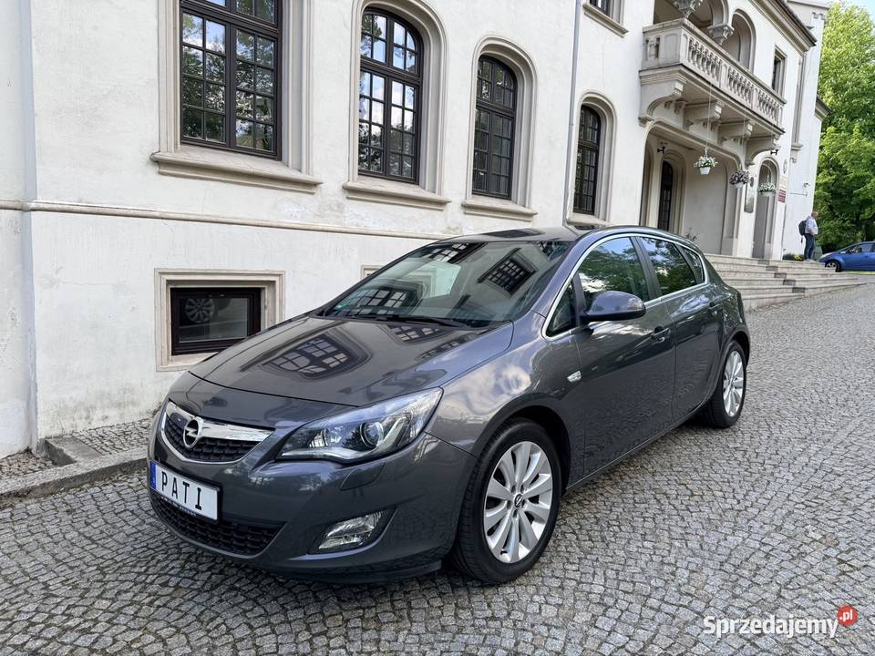 Opel Astra J 16 Benzyna 115 Świeżo sprowadzony z Hatchback Jasło