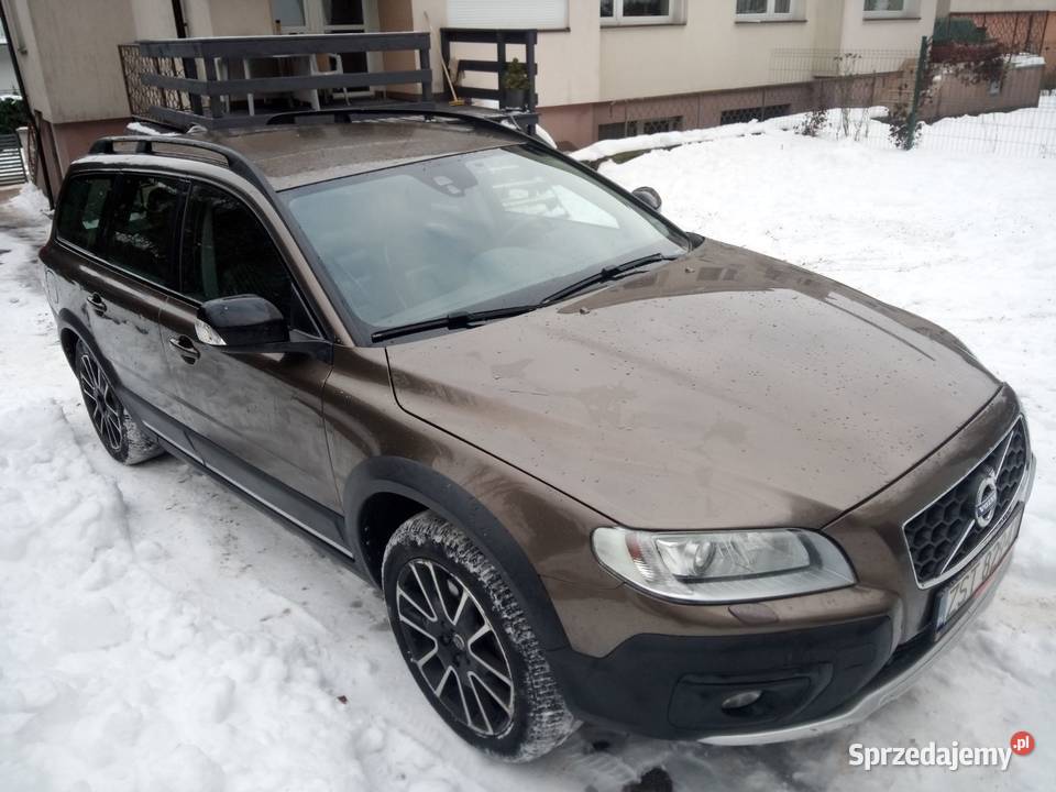 Volvo XC70 20D 122015 model 2016 Summum pomorskie