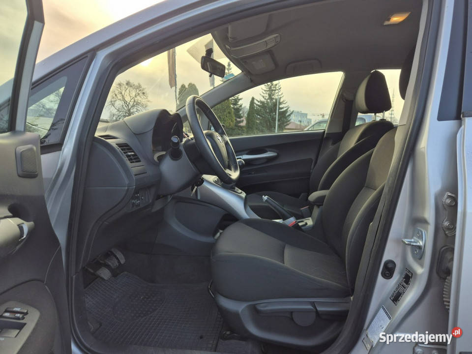 Toyota Auris I 20062012 garażowany