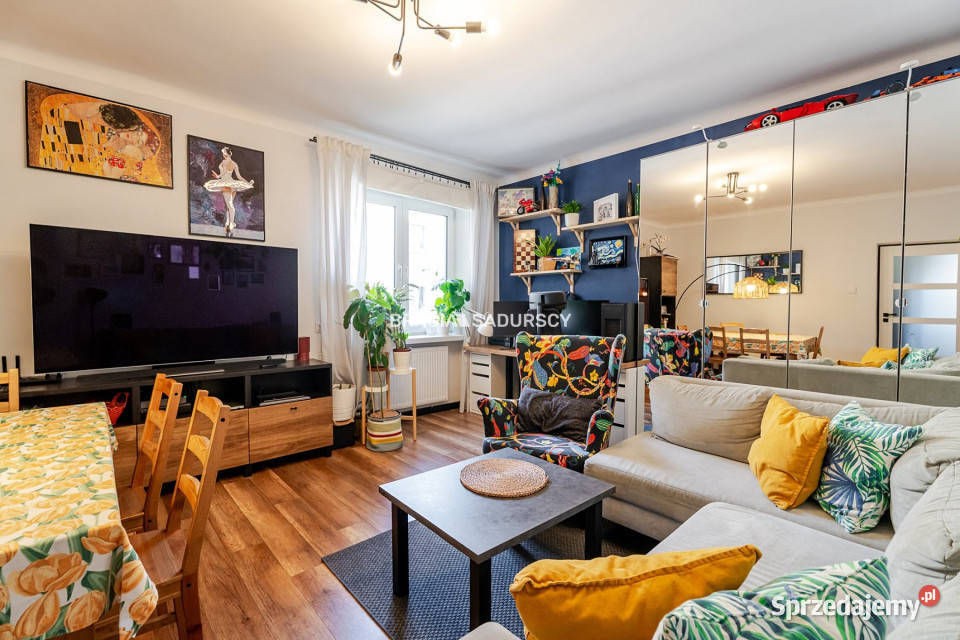 Mieszkanie Kraków os Szkolne 65m2 3 pokoje Rok budowy 1950