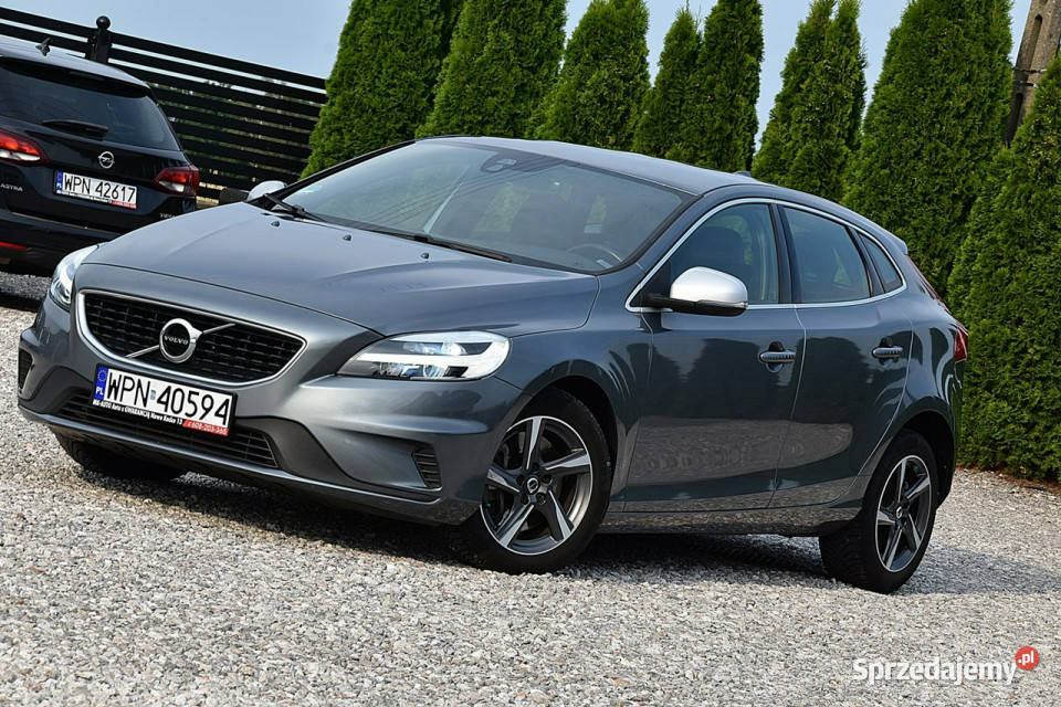 Volvo V40 20D3 150 RDesign Lift Alcantara Led aluminiowe felgi Nowe Kucice