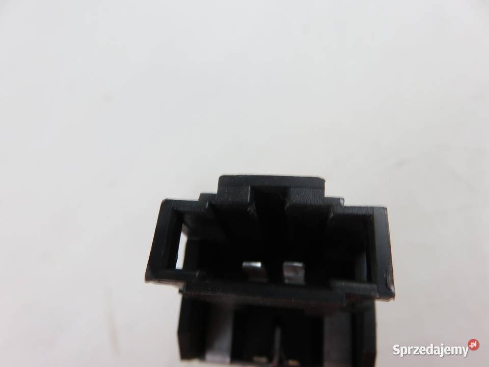 LAMPA PRAWA TYLNA KLAPA AUDI A4 B7 8E5945094A Lampy tylne małopolskie