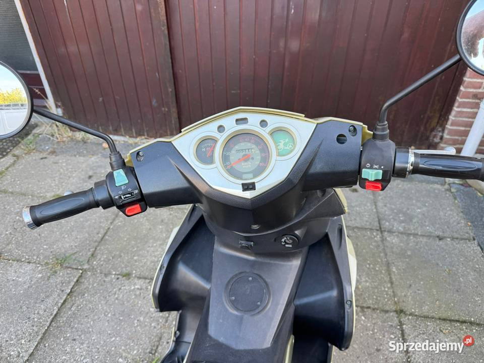 Skuter elektryczny XINSILU TDE57ZA Krzepice