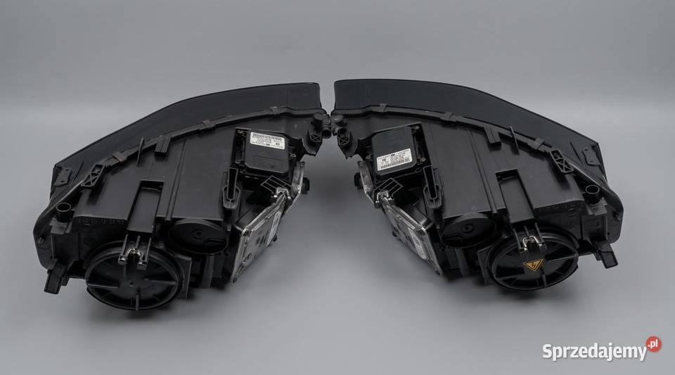 Audi A4 B8 Przedlift Xenon Skrętny Komplet Lamp osobowe Wieluń