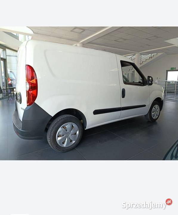 Sprzedam Polski salon Młodów