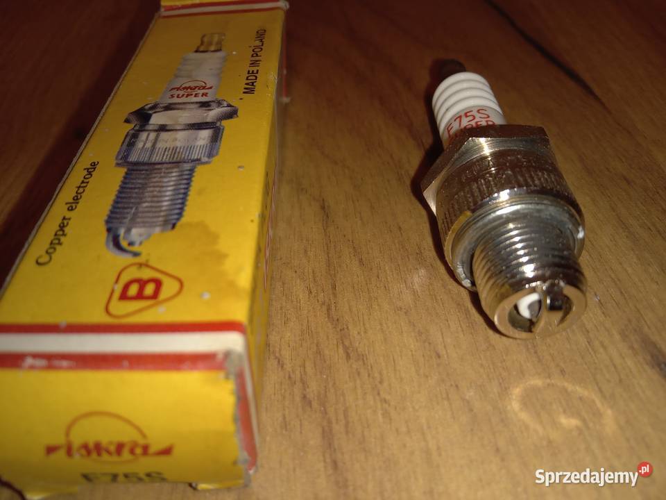 Nowa świeca zapłonowa iskra F75S lubelskie Biała Podlaska sprzedam