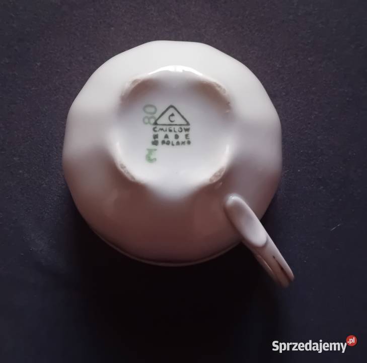 Filiżanka Ćmielów fason 520 Sygnatura z okresu wielkopolskie Koźminek