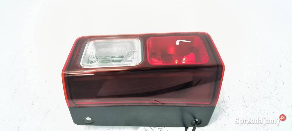 LAMPA LEWA TYŁ RENAULT TRAFIC III Lipno