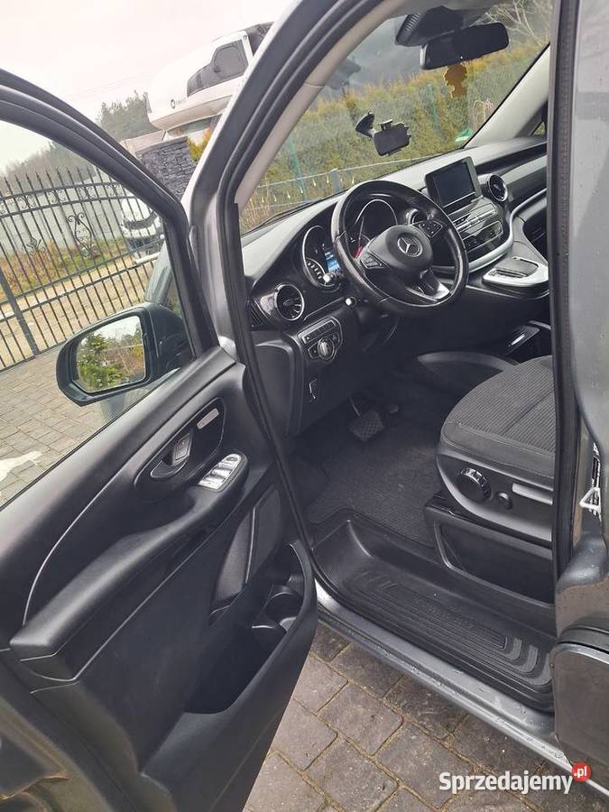 Sprzedam mercedes v klasa v250 7 osobowy 2020r 190KM