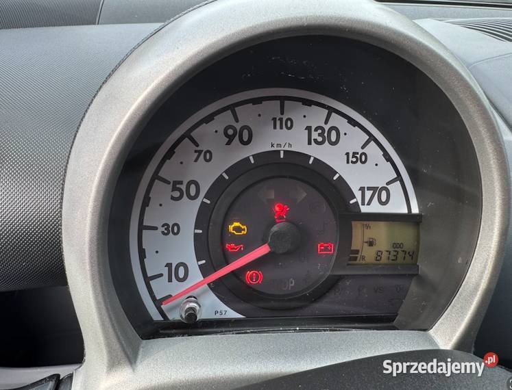 Toyota Aygo I 10 2011 niski przebieg klima Aygo Łódź