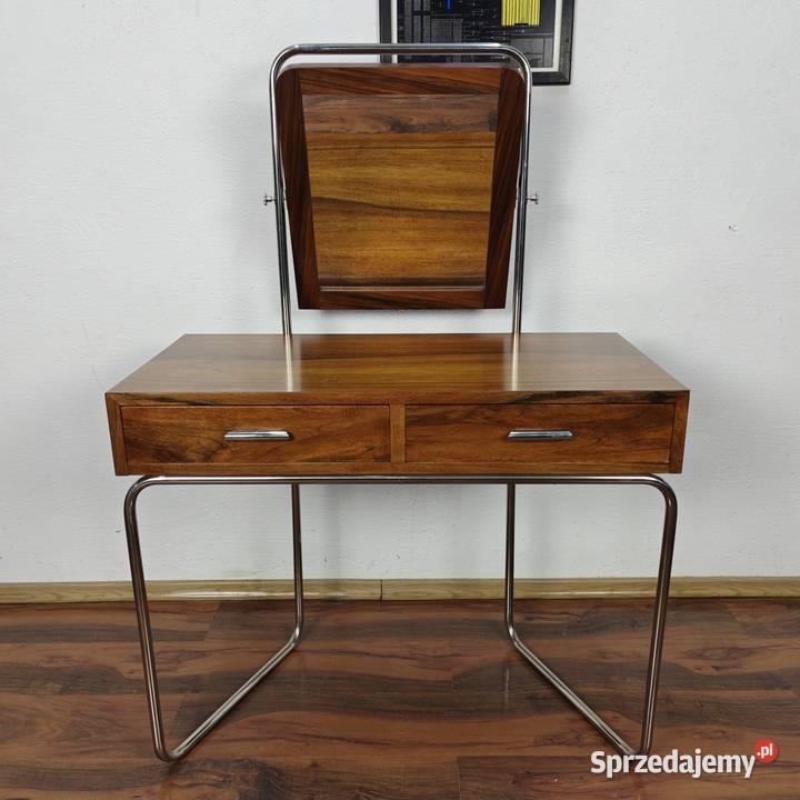 Autorski projekt toaletki inspirowany stylem