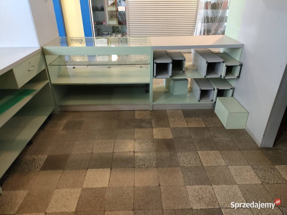 Meble sklepowe