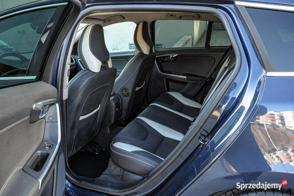 Volvo V60 20d 163 Bezwypadkowy RDesign