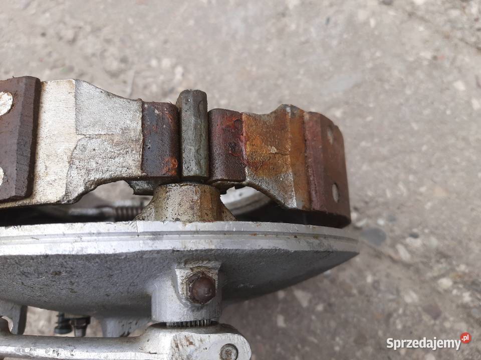 Junak m10 bęben hamulcowa tylnego koła Strzyżewice