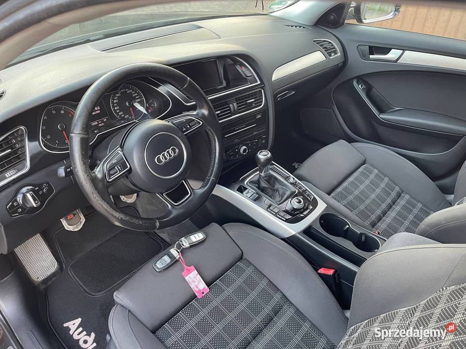 Audi a4 b8 benzyna kombi Lift nowy rozrząd nieuszkodzony Częstochowa