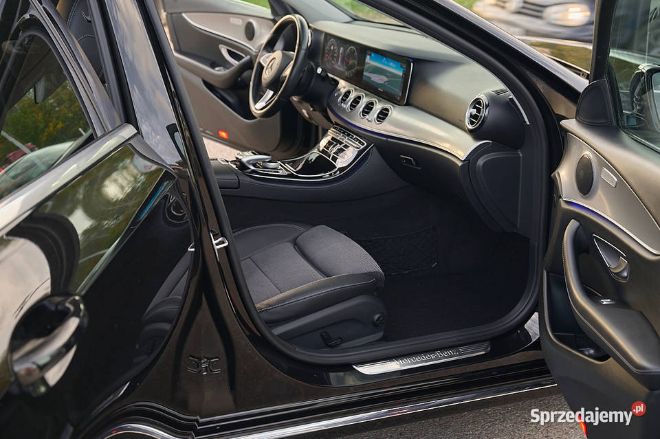 Mercedes E220 W213 AVANTGARDE relingi dachowe Płock