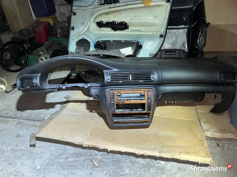 Deska rozdzielcza vw passat b5 kombi sprzedam
