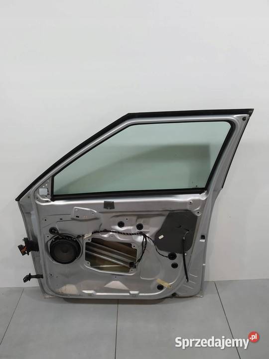 DRZWI PRAWE PRZÓD 9156 Skoda Fabia II 20072014 Rok produkcji 2009