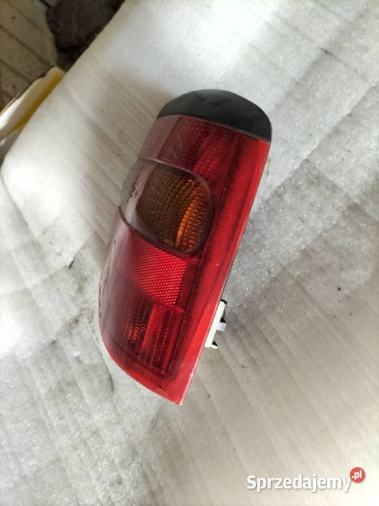 OPEL VECTRA A lampa prawa tylna tył prawy