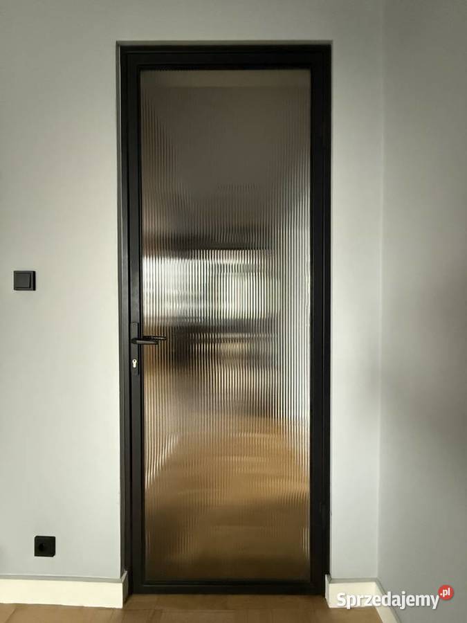 Drzwi ryflowane Drzwi wewnętrzne Warszawa