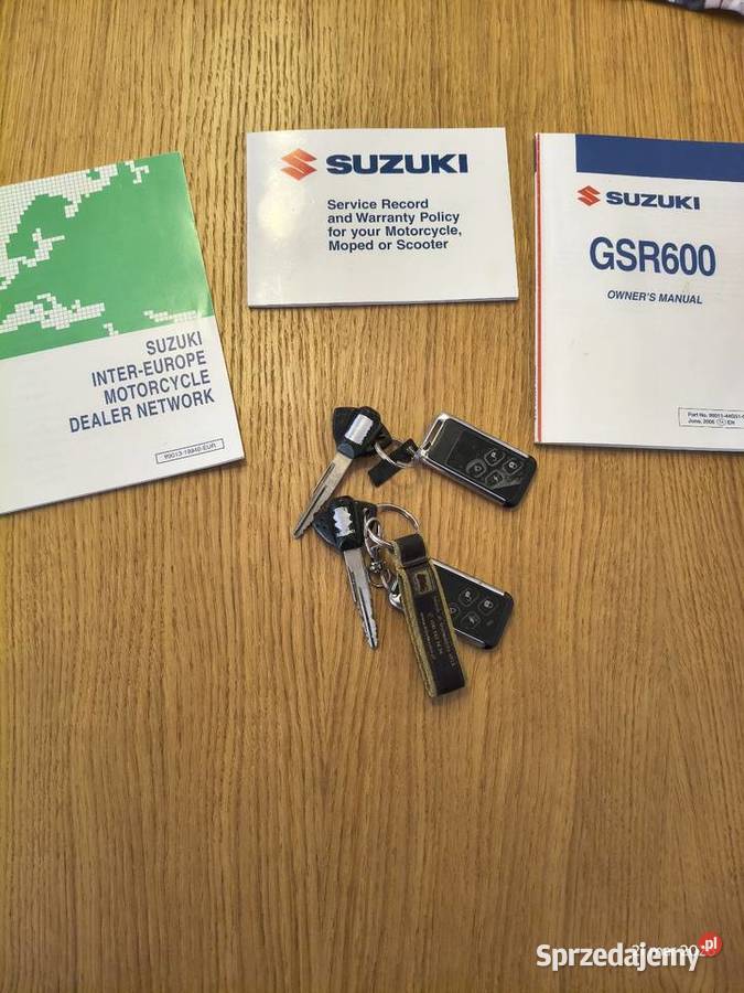 Suzuki GSR 600