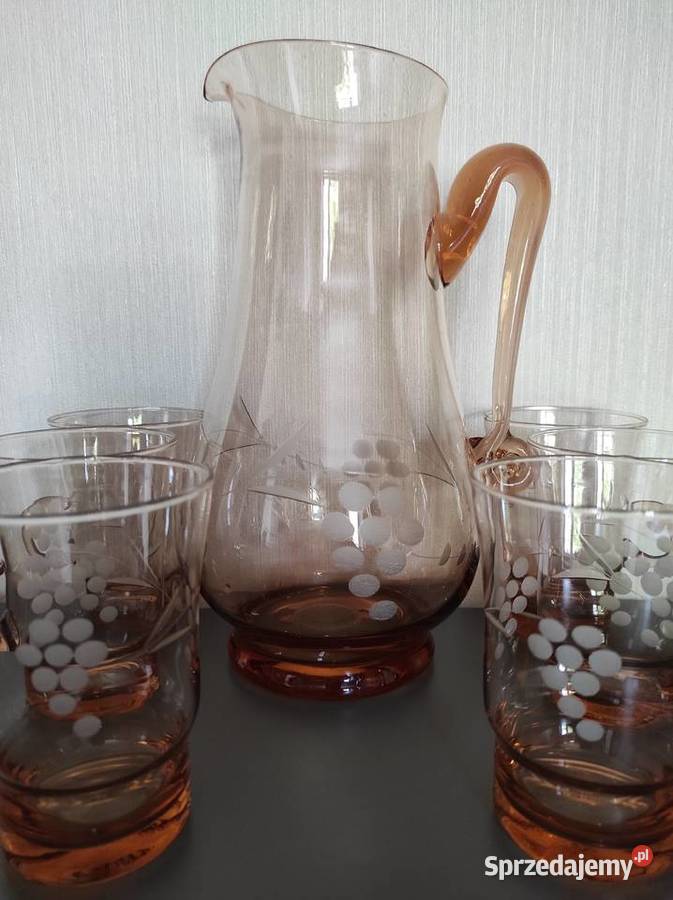 Dzbanek szklanki szkło łososiowe huta Hortensja podlaskie Białystok