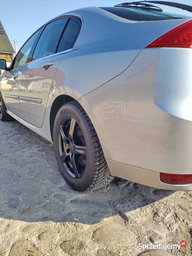 Opony całoroczne 22555 R16 99V V do 240 km/h sprzedam