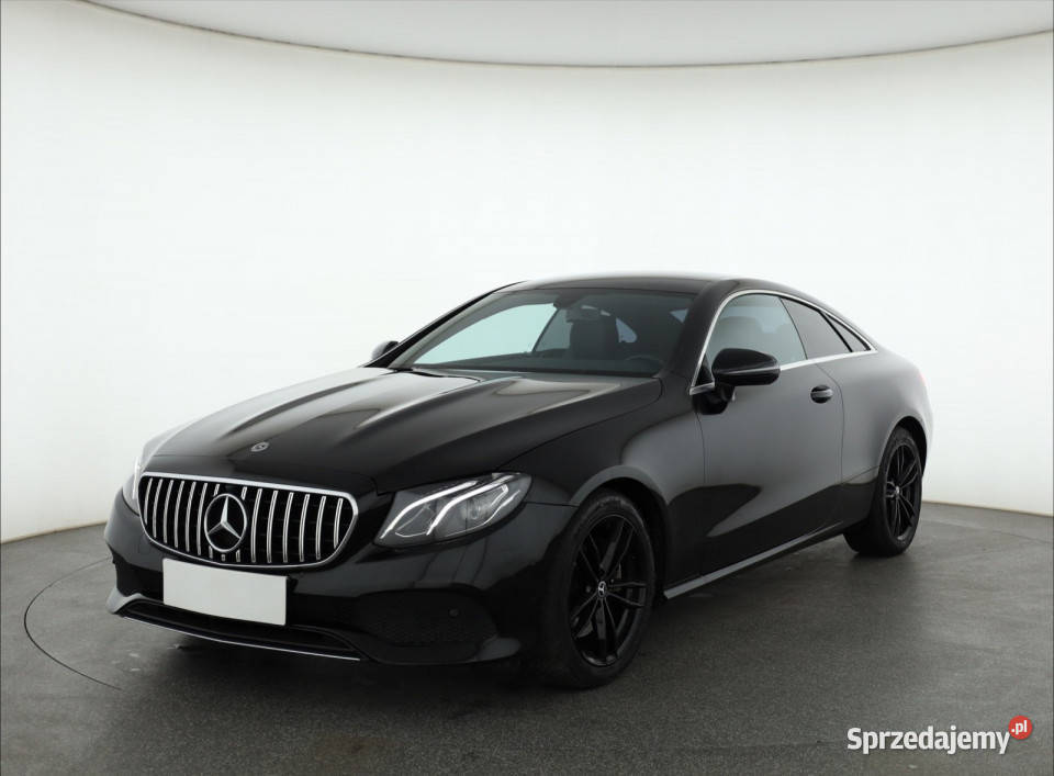 Mercedes E E 200 Piaseczno