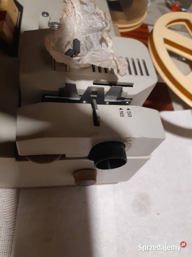 Projektor rosyjski Monitory i projektory