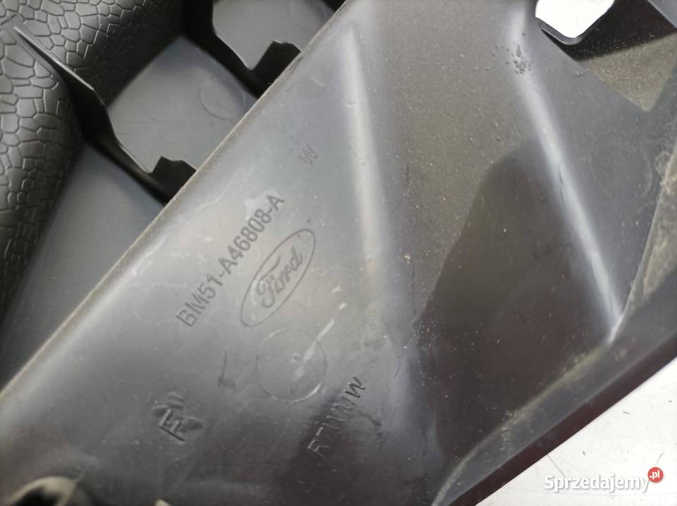 OSŁONA MOCOWANIE PÓŁKI TYŁ HB KPL Ford Focus Mk3