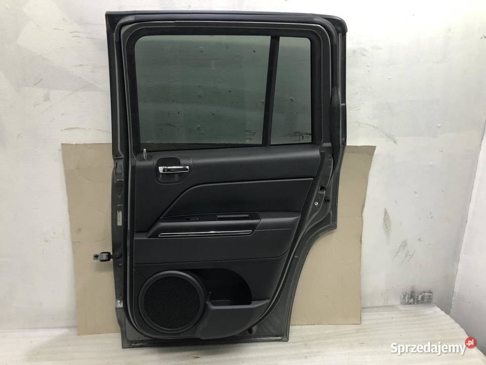 DRZWI KOMPLETNE PRAWY TYŁ JEEP COMPASS I LIFT osobowe