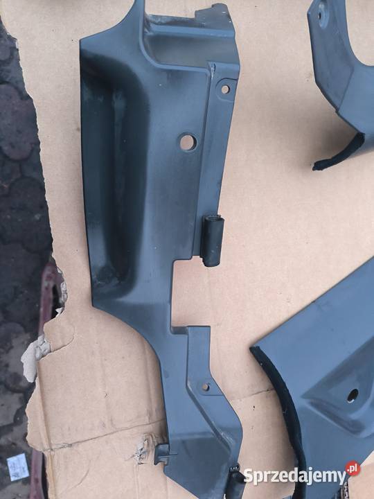 Polonez Atu plus minus